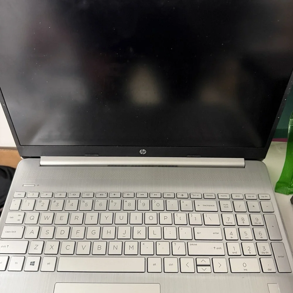 HP 15.6